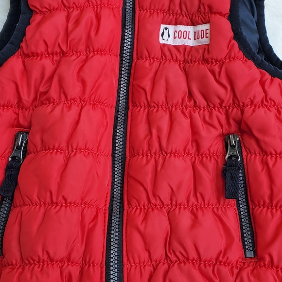 Cute Red vest size 9m - Picture 3 of 5